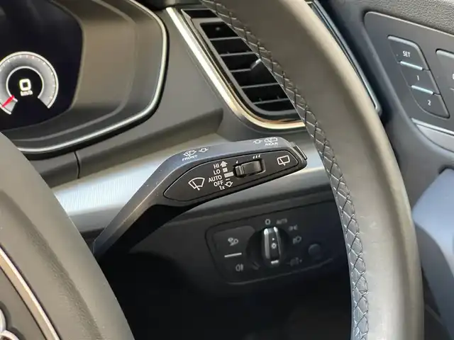 アウディ アウディ Ｑ５ SB 40TDIクワトロアドバンスド 山梨県 2023(令5)年 0.7万km ミトスブラックメタリック 純正ＭＭＩ/ブラックスタイリングＰＫＧ/バーチャルＣＰ/サラウンドビューカメラ/茶革/前後シートヒーター/ステアリングヒーター/パワーシート/ＡｐｐｌｅＣａｒＰｌａｙ/ＡｎｄｒｏｉｄＡｕｔｏ/Bluetooth/電動リアゲート（フットオープナー）/ワイヤレスチャージ/ACC/サイドアシスト/Audiプレセンス/LEDヘッドライト/ＥＴＣ２．０/純正１８インチAW