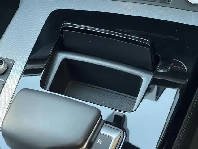 アウディ アウディ Ｑ５ SB 40TDIクワトロアドバンスド 山梨県 2023(令5)年 0.7万km ミトスブラックメタリック 純正ＭＭＩ/ブラックスタイリングＰＫＧ/バーチャルＣＰ/サラウンドビューカメラ/茶革/前後シートヒーター/ステアリングヒーター/パワーシート/ＡｐｐｌｅＣａｒＰｌａｙ/ＡｎｄｒｏｉｄＡｕｔｏ/Bluetooth/電動リアゲート（フットオープナー）/ワイヤレスチャージ/ACC/サイドアシスト/Audiプレセンス/LEDヘッドライト/ＥＴＣ２．０/純正１８インチAW