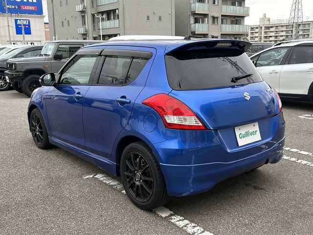 スズキ スイフト RS 石川県 2014(平26)年 5.1万km ブーストブルーパールメタリック 社外メモリナビ(AVIC-MRZ077)/　AM/FM/CD/DVD/Bluetooth/フルセグ/ETC/バックカメラ/クルーズコントロール/純正エアロ/社外16インチAW/ドライブレコーダー/社外レーダー/スマートキー/プッシュスタート/新車時保証書/取扱説明書/オートHIDライト/革調シートカバー