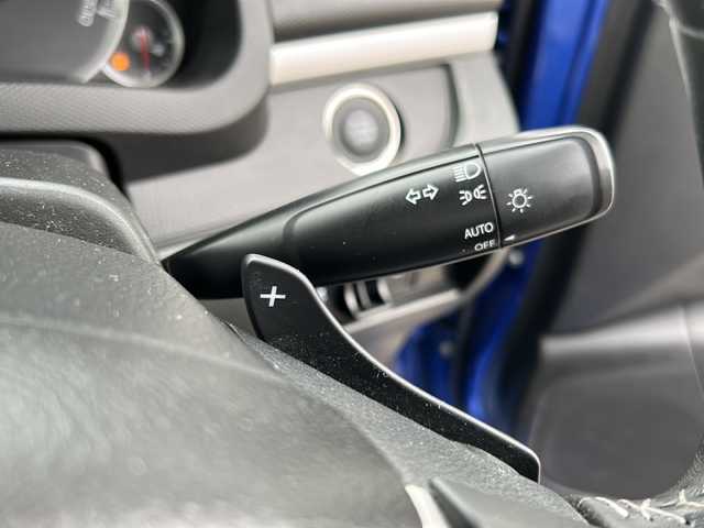 スズキ スイフト RS 石川県 2014(平26)年 5.1万km ブーストブルーパールメタリック 社外メモリナビ(AVIC-MRZ077)/　AM/FM/CD/DVD/Bluetooth/フルセグ/ETC/バックカメラ/クルーズコントロール/純正エアロ/社外16インチAW/ドライブレコーダー/社外レーダー/スマートキー/プッシュスタート/新車時保証書/取扱説明書/オートHIDライト/革調シートカバー