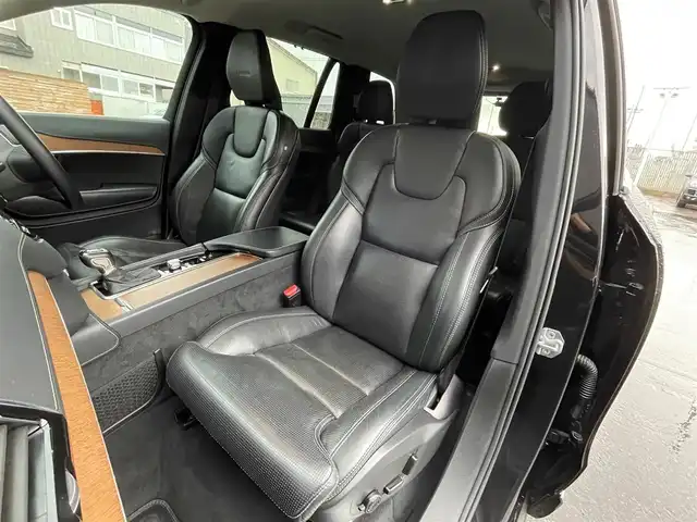 ボルボ ＸＣ９０ D5 AWD インスクリプション 青森県 2019(令1)年 1.9万km オニキスブラックP 衝突回避.被害軽減ブレーキ/４WD/レーンキーピング/パークアシスト/クロストラフィックアラート/車間警告/ヘッドアップディスプレイ/ブラインドスポットインフォメーションシステム/アダクティブクルーズコントロール/純正メーカーナビゲーション/CD/USB/Bluetooth/iPod/フルセグTV/AppleCarPlay/AndroidAuto/全方位カメラ/本革シート/シートヒーター/エアシート/マッサージ/WAC/haman/kardonサウンド/前後ドライブレコーダー/ETC/ステアリングヒーター/パワーシート/パワーバックドア/LEDヘッドライト/電格ミラー/純正フロアマット/純正20インチアルミホイール