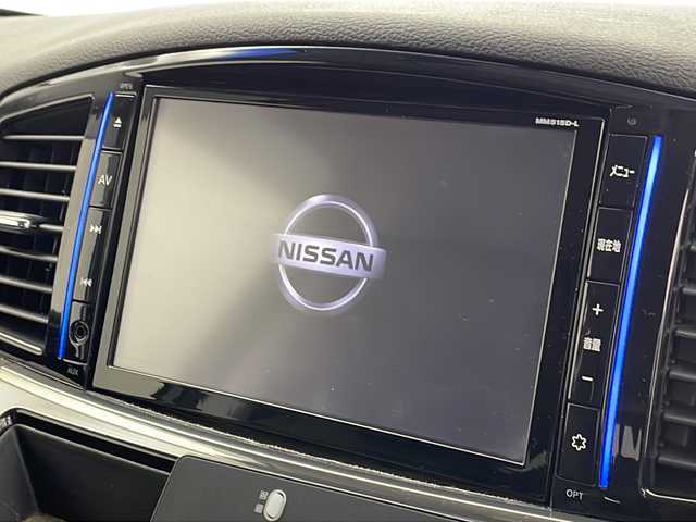 日産 エルグランド 250ハイウェイスターS 新潟県 2015(平27)年 5.4万km ファントムブラック 純正８インチナビ　CD・DVD・Bluetooth/後席フィリップダウンモニター/ハーフレザーシート/両側パワースライドドア/夏タイヤ有/後席オットマン