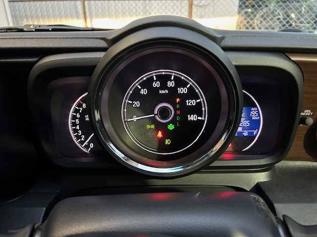 ホンダ Ｎ ＯＮＥ プレミアムSSブラウンスタイルパッケージ 静岡県 2016(平28)年 5万km ブリティッシュグリーンP 純正ディスプレイオーディオ　ＡＭ　ＦＭ　ＣＤ　Ｂｌｕｅｔｏｏｔｈ　ＵＳＢ　ＴＶ　バックカメラ　プッシュスタート　スマートキー　ＥＴＣ　前席シートヒータ　クルーズコントロール　ＨＩＤライト　ＬＥＤフォグ/	ナビ装着用スペシャルパッケージ＋ETC車載器(ナビ連動)/	IRカット(遮熱)/UVカット機能付フロントウインドウガラス/	IRカット(遮熱)/スーパーUVカットフロントドアガラス/	オートリトラミラー＆ディスチャージヘッドライト＜HID＞(オートレベリング/オートライト)/	親水/ヒーテッドドアミラー＋フロントドア撥水ガラス＋運転席＆助手席シートヒーター/	コンビシート＋LEDフォグライト