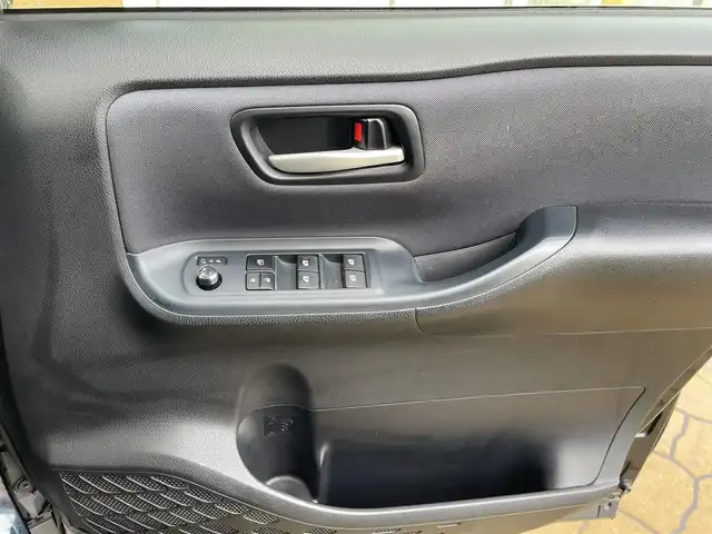 トヨタ ヴォクシー ZS 宮崎県 2014(平26)年 10.9万km ブラッキッシュアゲハガラスフレーク 純正9インチナビ/CD/DVD/BT/フルセグTV/フリップダウンモニター/バックカメラ/前後ドライブレコーダー/両側パワースライドドア/LEDオートライト/純正16インチAW/ステアリングスイッチ/アイドリングストップ/プッシュスタート/ビルトインETC/禁煙車