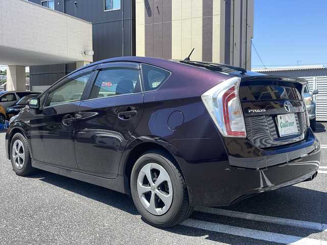 トヨタ プリウス S 広島県 2012(平24)年 9.2万km ボルドーマイカメタリック /登録時走行距離/　　　　　　　91598キロ/ワンオーナー/純正オーディオ/スペアキー×１/ETC/新車時整備手帳/　　【保証書】/取扱説明書/
