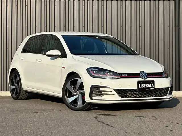 フォルクスワーゲン ゴルフ ＧＴＩ 福島県 2018(平30)年 4.8万km 白 純正ナビ(CD/DVD/BT/SD/AUX/USB)/フルセグ/黒レザーシート/シートヒーター/パワーシート/アダプティブクルーズコントロール /LEDヘッドライト/オートホールド/ドライブレコーダー/純正18AW/パドルシフト/ステアリングスイッチ/純正フロアマット