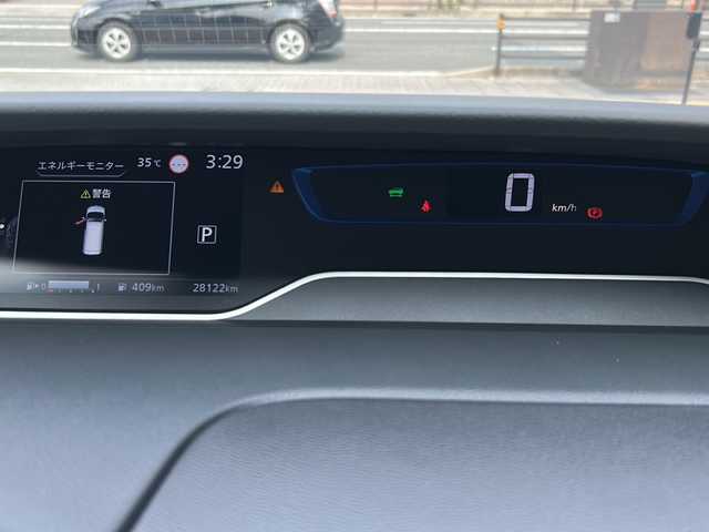 日産 セレナ e－パワー ハイウェイスター V 大阪府 2021(令3)年 2.9万km ブリリアントホワイトパール ワンオーナー/純正ナビ（バックカメラ・フルセグTV/Bluetooth）/プロパイロット/両側パワースライドドア/ETC/プッシュスタート/デジタルインナーミラー/純正15インチアルミホイール/3列シート/純正フロアマット/ドアバイザー/セカンドシートサンシェード/デジタルインナーミラー/電動格納ミラー