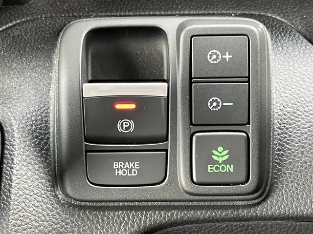 ホンダ Ｎ ＢＯＸ カスタム L ターボ スタイル+ブラック 奈良県 2022(令4)年 1.8万km プラチナホワイトパール ９型ナビ　/(ＨＤＭＩ/FM/AM)　　/バックカメラ　/フルセグＴＶ　/両側パワースライドドア　/レーダークルーズコントロール　/パドルシフト　/革巻きステアリング　/ＬＥＤヘッドライト/ハーフレザーシート/前席シートヒーター