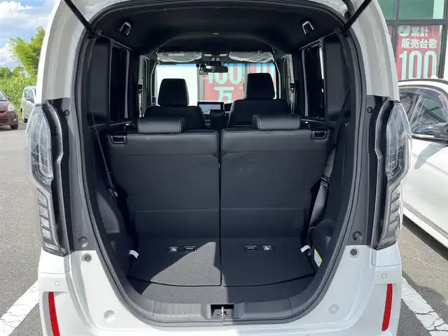 ホンダ Ｎ ＢＯＸ カスタム L ターボ スタイル+ブラック 奈良県 2022(令4)年 1.8万km プラチナホワイトパール ９型ナビ　/(ＨＤＭＩ/FM/AM)　　/バックカメラ　/フルセグＴＶ　/両側パワースライドドア　/レーダークルーズコントロール　/パドルシフト　/革巻きステアリング　/ＬＥＤヘッドライト/ハーフレザーシート/前席シートヒーター
