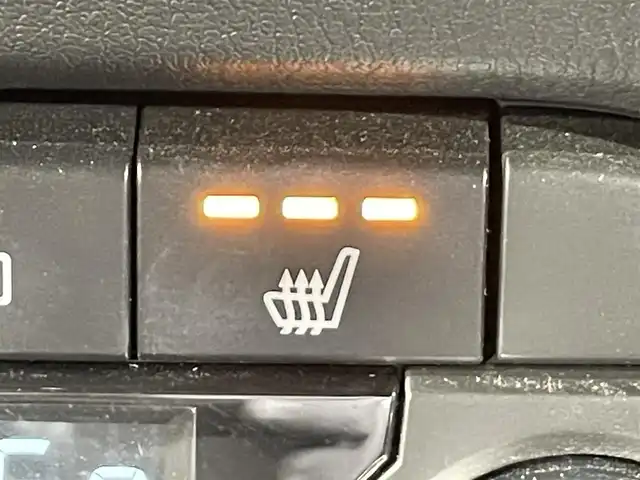 マツダ ＣＸ－５ XD エクスクルーシブモード 愛知県 2022(令4)年 2.6万km ソウルレッドクリスタルM 純正１０．２５インチナビ　/(Bluetooth/USB/スマホ連携/フルセグTV/FM/AM)/サンルーフ　/ＢＯＳＥサウンド　/３６０°ビューモニター　/衝突軽減ブレーキ/車線逸脱警報/レーダークルーズコントロール/電動バックドア　/シートヒーター/ベンチレーション/LEDヘッドライト/ステアリングヒーター/ドライブレコーダー　/ＥＴＣ　/ワイヤレス充電　/黒レザーシート　/コーナーセンサー/ブラインドスポットモニター/ヘッドアップディスプレイ/メモリー機能パワーシート/電動パーキングブレーキ/パドルシフト/純正フロアマット