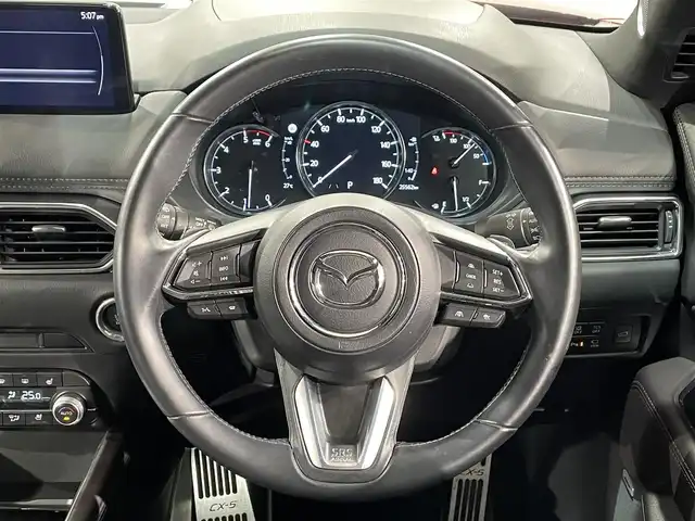 マツダ ＣＸ－５ XD エクスクルーシブモード 愛知県 2022(令4)年 2.6万km ソウルレッドクリスタルM 純正１０．２５インチナビ　/(Bluetooth/USB/スマホ連携/フルセグTV/FM/AM)/サンルーフ　/ＢＯＳＥサウンド　/３６０°ビューモニター　/衝突軽減ブレーキ/車線逸脱警報/レーダークルーズコントロール/電動バックドア　/シートヒーター/ベンチレーション/LEDヘッドライト/ステアリングヒーター/ドライブレコーダー　/ＥＴＣ　/ワイヤレス充電　/黒レザーシート　/コーナーセンサー/ブラインドスポットモニター/ヘッドアップディスプレイ/メモリー機能パワーシート/電動パーキングブレーキ/パドルシフト/純正フロアマット