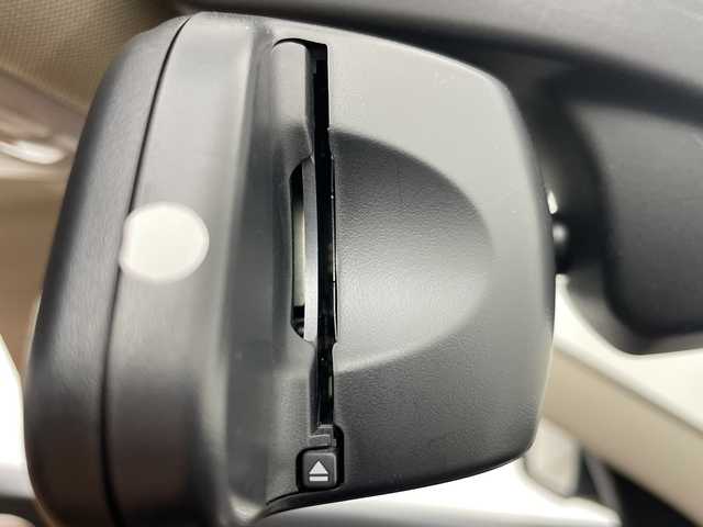 ＢＭＷ ３２０ｄ ラグジュアリー 愛知県 2016(平28)年 5.8万km インペリアル・ブルー・ブリリアント・エフェクト 純正ナビ　/ブラウンレザーシート/前席パワーシート　/シートヒーター　/コンフォートアクセス　/アダプティブクルーズコントロール/ドライブレコーダー前後　/バックカメラカメラ/ＰＤＣ　/ＬＣＷ　/ＬＤＷ　/ＥＴＣ