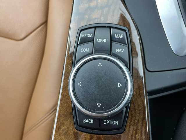 ＢＭＷ ３２０ｄ ラグジュアリー 愛知県 2016(平28)年 5.8万km インペリアル・ブルー・ブリリアント・エフェクト 純正ナビ　/ブラウンレザーシート/前席パワーシート　/シートヒーター　/コンフォートアクセス　/アダプティブクルーズコントロール/ドライブレコーダー前後　/バックカメラカメラ/ＰＤＣ　/ＬＣＷ　/ＬＤＷ　/ＥＴＣ