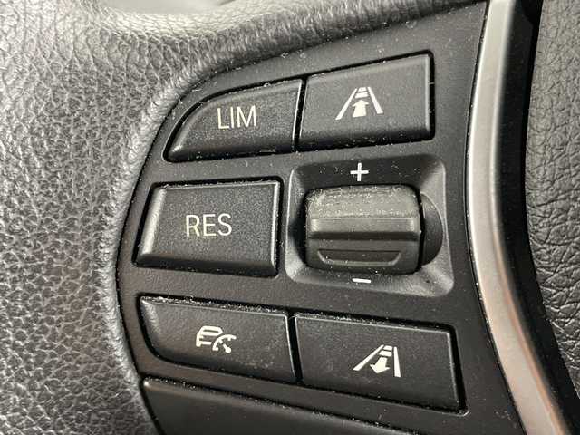 ＢＭＷ ３２０ｄ ラグジュアリー 愛知県 2016(平28)年 5.8万km インペリアル・ブルー・ブリリアント・エフェクト 純正ナビ　/ブラウンレザーシート/前席パワーシート　/シートヒーター　/コンフォートアクセス　/アダプティブクルーズコントロール/ドライブレコーダー前後　/バックカメラカメラ/ＰＤＣ　/ＬＣＷ　/ＬＤＷ　/ＥＴＣ