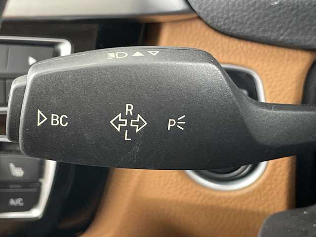 ＢＭＷ ３２０ｄ ラグジュアリー 愛知県 2016(平28)年 5.8万km インペリアル・ブルー・ブリリアント・エフェクト 純正ナビ　/ブラウンレザーシート/前席パワーシート　/シートヒーター　/コンフォートアクセス　/アダプティブクルーズコントロール/ドライブレコーダー前後　/バックカメラカメラ/ＰＤＣ　/ＬＣＷ　/ＬＤＷ　/ＥＴＣ