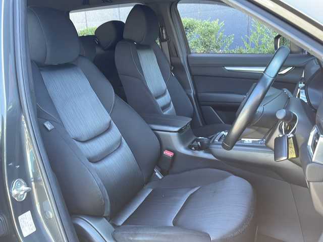 マツダ ＣＸ－８ 25S スマートエディション 広島県 2020(令2)年 2.7万km マシーングレープレミアムM 純正ディスプレイ/CD/DVD/DTV/Bluetooth/全方位カメラ/レーダークルーズコントロール/パワーバックドア/LEDオートライト/ETC/ドライブレコーダー/純正ドアバイザー/純正ドライブレコーダー /スマートキー/プッシュスタート /純正フロアマット