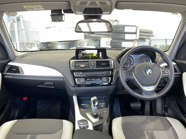 ＢＭＷ １１８ｉ スタイル 富山県 2016(平28)年 2.7万km 茶 禁煙車　/純正HDDナビ /地デジ　/バックカメラ　/コーナーセンサー　/LEDヘッドライト　/クルーズコントロール　　/スマートキー　/純正アルミホイール　/純正オーディオ　/ウィンカーミラー　/電動格納ミラー　/ETC　/プッシュスタート
