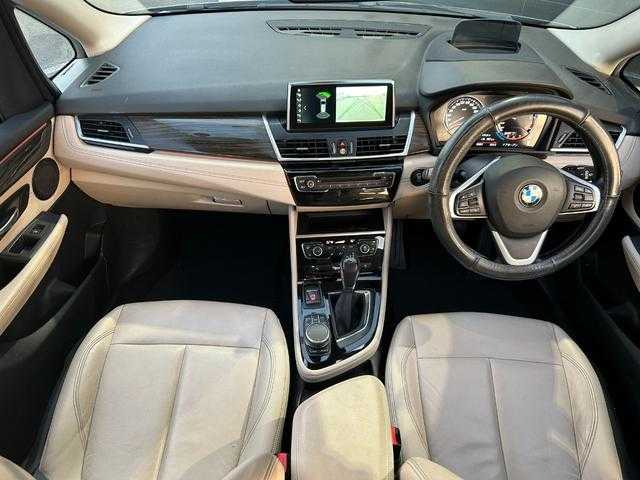 ＢＭＷ ２１８ｄ グランツアラー 埼玉県 2018(平30)年 5.1万km ベージュ 白革シート/純正HDDナビ/(Bluetooth/USB/CD/DVD)/ヘッドアップディスプレイ/ＡＣＣ/３列シート/シートヒーター/パーキングアシスト/バックカメラ/パワーバックドア/ドライブレコーダー/純正ＥＴＣ