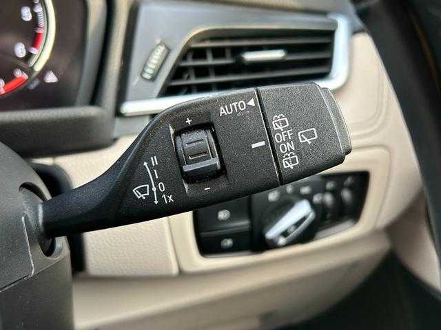 ＢＭＷ ２１８ｄ グランツアラー ラグジュアリー 埼玉県 2018(平30)年 5.1万km ベージュ 白革シート/純正HDDナビ/(Bluetooth/USB/CD/DVD)/ヘッドアップディスプレイ/ＡＣＣ/３列シート/シートヒーター/パーキングアシスト/バックカメラ/パワーバックドア/ドライブレコーダー/純正ＥＴＣ