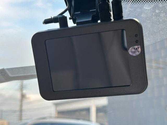 ＢＭＷ ２１８ｄ グランツアラー ラグジュアリー 埼玉県 2018(平30)年 5.1万km ベージュ 白革シート/純正HDDナビ/(Bluetooth/USB/CD/DVD)/ヘッドアップディスプレイ/ＡＣＣ/３列シート/シートヒーター/パーキングアシスト/バックカメラ/パワーバックドア/ドライブレコーダー/純正ＥＴＣ