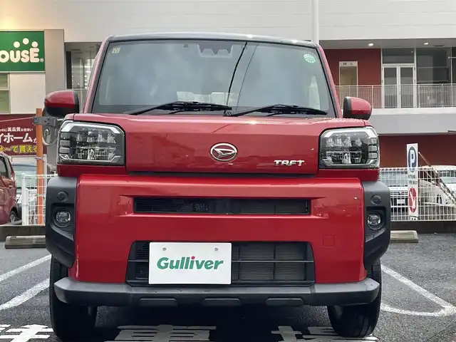 ダイハツ タフト G 長崎県 2020(令2)年 1万km コンパーノレッド 純正ディスプレイオーディオ/（AM、FM、AUX、USB、applecarplay、androidauto）/バックカメラ/プッシュスタート/衝突軽減システム/横滑り防止/コーナーセンサー/アイドリングストップ/１２Vシガーソケット/２．１A　USB/ＤＮ席シートヒーター/電子パーキング/オートホールド/先行車発進ブザー/車線逸脱警報/標識認識ブザー/ステアリモコン/AAC/ガラスルーフ/電格ミラー/ドアバイザー/純正フロアマット/ABS/Wエアバッグ/純正AW/スマートキー/ETC/保証書/取説/ワンオーナー