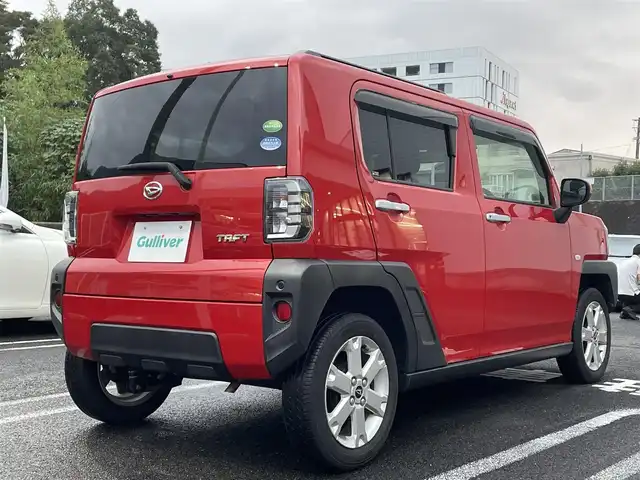 ダイハツ タフト G 長崎県 2020(令2)年 1万km コンパーノレッド 純正ディスプレイオーディオ/（AM、FM、AUX、USB、applecarplay、androidauto）/バックカメラ/プッシュスタート/衝突軽減システム/横滑り防止/コーナーセンサー/アイドリングストップ/１２Vシガーソケット/２．１A　USB/ＤＮ席シートヒーター/電子パーキング/オートホールド/先行車発進ブザー/車線逸脱警報/標識認識ブザー/ステアリモコン/AAC/ガラスルーフ/電格ミラー/ドアバイザー/純正フロアマット/ABS/Wエアバッグ/純正AW/スマートキー/ETC/保証書/取説/ワンオーナー