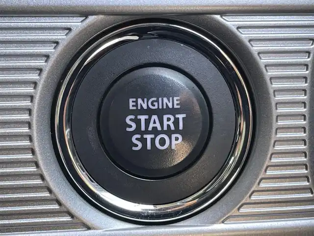 スズキ スペーシア HYBRID X 宮崎県 2021(令3)年 7.9万km ブルーイッシュブラックパール3 ワンオーナー/純正ナビ/フルセグTV/両側パワースライドドア/全方位モニター用カメラパッケージ/ビルトインETC/アダプティブクルーズコントロール/セーフティサポート/・衝突被害軽減ブレーキ/・後退時ブレーキサポート/・車線逸脱警報/・前後誤発進抑制/・リアパーキングセンサー/純正オプLEDヘッドランプ/ステアリングスイッチ/運転席シートヒーター/ロールサンシェード/ラゲッジルームランプ/後方支援ミラー/USB電源ソケット/スマートキー/プッシュエンジンスタート/禁煙車