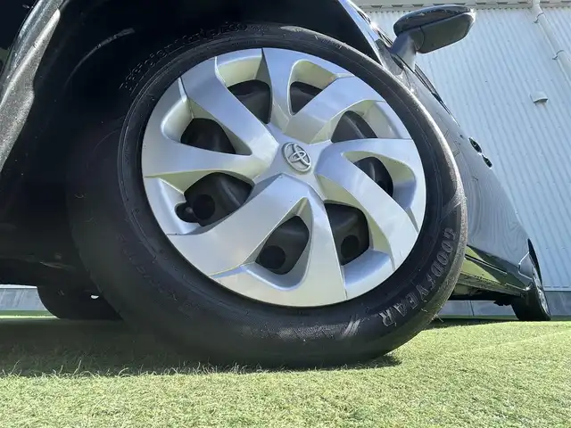 トヨタ シエンタ G クエロ 香川県 2018(平30)年 5.8万km ブラックマイカ 登録時走行距離57220km/パイオニア製ナビ【AVIC-CW901】/（Bluetooth/フルセグTV/DVD/MSV/HDMI）/ナビレディパッケージ/・バックカメラ/・ステアリングスイッチ/両側電動スライドドア/プリクラッシュセーフティ/レーンキープアシスト/革巻きステアリング/ハーフレザーシート/オートマチックハイビーム/オートライト/LEDヘッドライト/フォグライト/純正ビルトインETC/純正15インチホイールキャップ/純正フロアマット/スマートキー/プッシュスタート/オートエアコン/ドアバイザー/ウィンカー付電動格納ミラー/ISOFIX