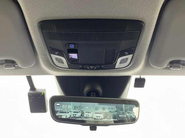 ホンダ フィット e:HEVリュクス 栃木県 2024(令6)年 1.7万km クリスタルブラックパール ワンオーナー/純正ナビ/フルセグTV/AM/FM/Bluetooth/iPod/AUX/USB/バックカメラ/ホンダセンシング/CMBS（衝突軽減ブレーキ）/ACC（オートクルーズコントロール）/先行車発進お知らせ/路外逸脱抑制システム/レーンキープアシスト/標識認識機能/ETC/スマートキー/前後ドライブレコーダー/純正フロアマット/純正16インチAW/LEDヘッドライト/オートハイビーム/置くだけ充電/ハンドルヒーター/シートヒーター/保証書/取扱説明書/スペアキー