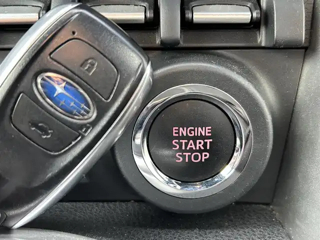 スバル ＢＲＺ S 栃木県 2015(平27)年 6万km WRブルーパール 社外メモリナビ/フルセグTV/DVD/Bluetooth/USB/バックカメラ/ETC/6速MT/柿本改マフラー/スマートキー/プッシュEgスタート/クルーズコントロール/HIDヘッドライト/フォグランプ/オートライト/LEDデイライナー/純正フロアマット/サイド/カーテンエアバッグ/純正17インチAW