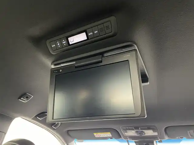 トヨタ エスティマ アエラス プレミアム G 埼玉県 2018(平30)年 4.5万km ホワイトパールクリスタルシャイン 純正１０インチナビ　フリップダウンモニター　バックカメラ　ビルトインＥＴＣ２．０　前後ドライブレコーダー　セーフティセンス　クルーズコントロール　シートヒーター　純正アルミホイール　オートハイビーム