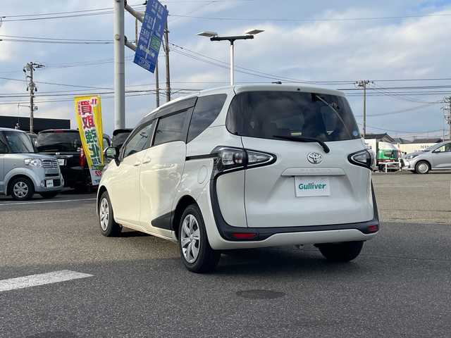 トヨタ シエンタ G 新潟県 2018(平30)年 4.9万km ホワイトパールクリスタルシャイン 純正ナビ：NSZT-W68T/（BT/DTV/FM/AM/フルセグ）/両側電動ドア/トヨタセーフティーセンス/全周囲カメラ/ドライブレコーダー/ビルトインETC/アイドリングストップ/衝突軽減/オートライト/スペアキー1本/ドアバイザー/電動格納ミラー