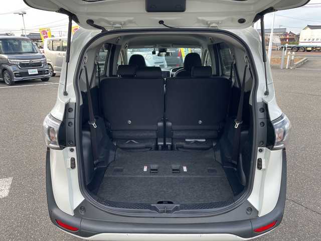 トヨタ シエンタ G 新潟県 2018(平30)年 4.9万km ホワイトパールクリスタルシャイン 純正ナビ：NSZT-W68T/（BT/DTV/FM/AM/フルセグ）/両側電動ドア/トヨタセーフティーセンス/全周囲カメラ/ドライブレコーダー/ビルトインETC/アイドリングストップ/衝突軽減/オートライト/スペアキー1本/ドアバイザー/電動格納ミラー