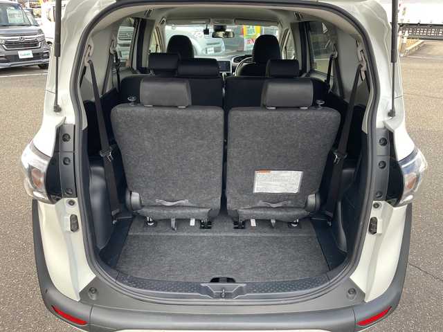 トヨタ シエンタ G 新潟県 2018(平30)年 4.9万km ホワイトパールクリスタルシャイン 純正ナビ：NSZT-W68T/（BT/DTV/FM/AM/フルセグ）/両側電動ドア/トヨタセーフティーセンス/全周囲カメラ/ドライブレコーダー/ビルトインETC/アイドリングストップ/衝突軽減/オートライト/スペアキー1本/ドアバイザー/電動格納ミラー