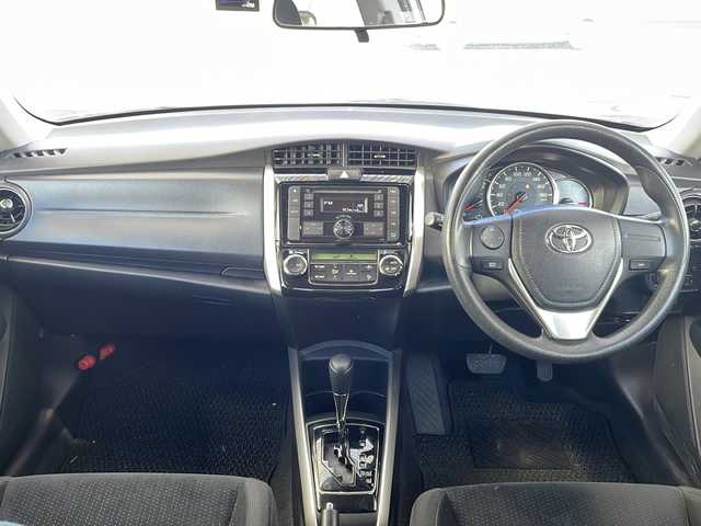 トヨタ カローラ フィールダー 1．5G エアロツアラー 愛知県 2015(平27)年 9.1万km スーパーホワイトⅡ ワンオーナー/純正オーディオ/【CD・ラジオ・AUX】/ビルトインETC/前後ドライブレコーダー/Toyota Safety Sense P/【プリクラッシュセーフティシステム・レーンディパーチャーアラート】/横滑り防止機能/アイドリングストップ/プッシュスタート/スマートキー/スペアキーあり/電動格納ミラー/ウィンカーミラー/フォグランプ/純正トノカバー/ステアリングスイッチ/純正フロアマット/純正ドアバイザー/新車保証書/取扱説明書