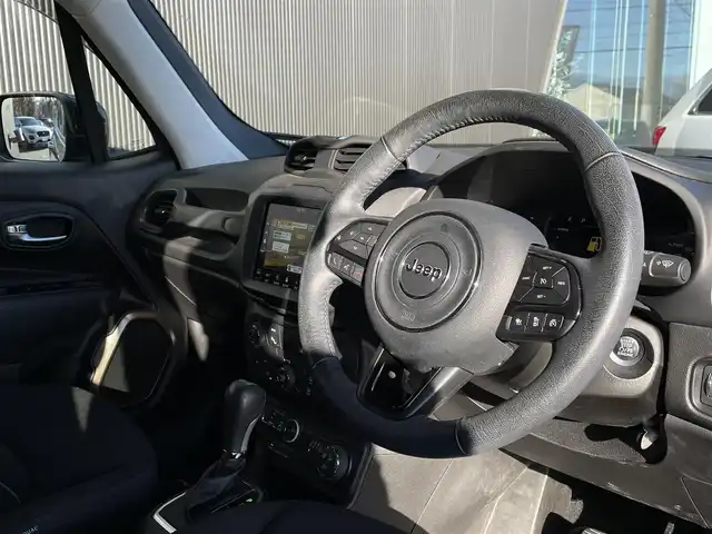 クライスラー・ジープ ジープ レネゲード アップランド 4xe 長野県 2022(令4)年 3.8万km ライトブルー 4WD/ ACC/ LKA/ シートヒーター(D席/N席)/ ステアリングヒーター/ 純正ナビ/ Bluetooth/ Bカメラ/ コーナーセンサー/ USB/ 純正17インチAW/ LEDヘッドライト＆フォグ/ ルーフレール/ USB/ ETC/ 禁煙