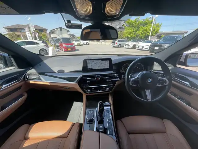 ＢＭＷ ６４０ｉ xDrive グランツーリスモ Mスポーツ 栃木県 2018(平30)年 6.6万km ブルーストーン コンフォートパッケージ/　・ソフトクローズドア/　・シートベンチレーション/　・マッサージシート/　・コンフォートシート/ヘッドアップディスプレイ/4輪アダプティブエアサスペンション/4ゾーンエアコン/BMWジェスチャーコントロール/ワイヤレスチャージング/ドライビングアシストプラス/パーキングアシストプラス/アダプティブLEDヘッドライト/ハイビームアシスタント/HiFiスピーカー/本革シート/シートヒーター/電動リアゲート/リアモニター