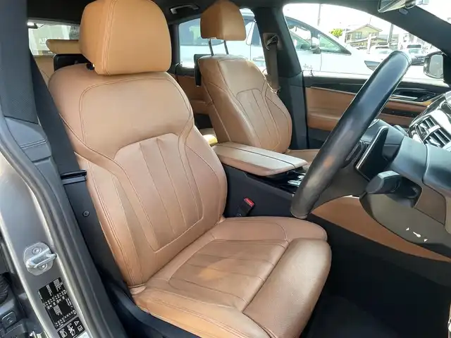 ＢＭＷ ６４０ｉ xDrive グランツーリスモ Mスポーツ 栃木県 2018(平30)年 6.6万km ブルーストーン コンフォートパッケージ/　・ソフトクローズドア/　・シートベンチレーション/　・マッサージシート/　・コンフォートシート/ヘッドアップディスプレイ/4輪アダプティブエアサスペンション/4ゾーンエアコン/BMWジェスチャーコントロール/ワイヤレスチャージング/ドライビングアシストプラス/パーキングアシストプラス/アダプティブLEDヘッドライト/ハイビームアシスタント/HiFiスピーカー/本革シート/シートヒーター/電動リアゲート/リアモニター