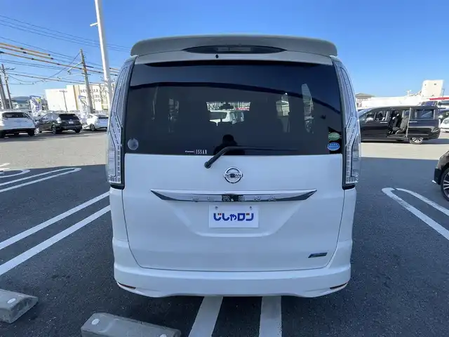 日産 セレナ