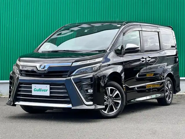 トヨタ ヴォクシー ZS 煌 宮城県 2018(平30)年 6.9万km ブラック セーフティセンス/・プリクラッシュセーフティ/・レーンディパーチャーアラート/・オートマチックハイビーム/11.4インチフリップダウンモニター（アルパイン）/社外ナビ/フルセグTV/Bluetooth/CD/DVD/SD/AM/FM/バックカメラ/ビルトインETC/フロントドライブレコーダー/両側パワースライドドア/LEDヘッドライト/LEDフォグランプ/アイドリングストップ/スマートキー/プッシュスター/純正16インチアルミホイール/Wエアバッグ