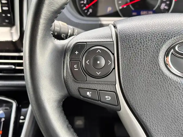 トヨタ ヴォクシー ZS 煌 宮城県 2018(平30)年 6.9万km ブラック セーフティセンス/・プリクラッシュセーフティ/・レーンディパーチャーアラート/・オートマチックハイビーム/11.4インチフリップダウンモニター（アルパイン）/社外ナビ/フルセグTV/Bluetooth/CD/DVD/SD/AM/FM/バックカメラ/ビルトインETC/フロントドライブレコーダー/両側パワースライドドア/LEDヘッドライト/LEDフォグランプ/アイドリングストップ/スマートキー/プッシュスター/純正16インチアルミホイール/Wエアバッグ