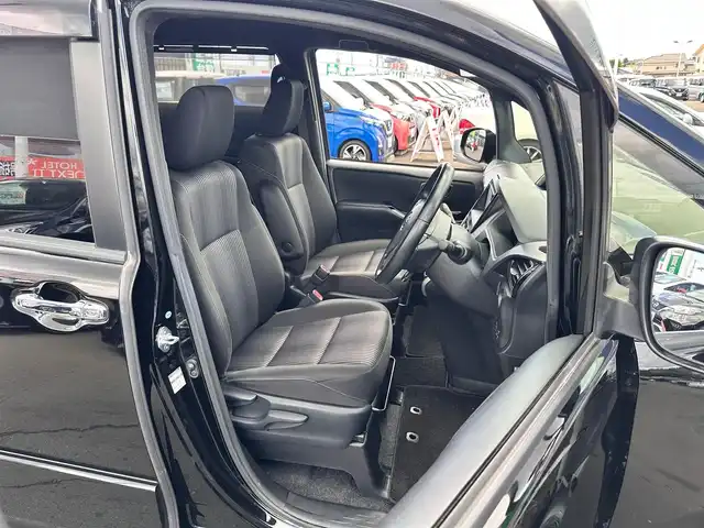 トヨタ ヴォクシー ZS 煌 宮城県 2018(平30)年 6.9万km ブラック セーフティセンス/・プリクラッシュセーフティ/・レーンディパーチャーアラート/・オートマチックハイビーム/11.4インチフリップダウンモニター（アルパイン）/社外ナビ/フルセグTV/Bluetooth/CD/DVD/SD/AM/FM/バックカメラ/ビルトインETC/フロントドライブレコーダー/両側パワースライドドア/LEDヘッドライト/LEDフォグランプ/アイドリングストップ/スマートキー/プッシュスター/純正16インチアルミホイール/Wエアバッグ