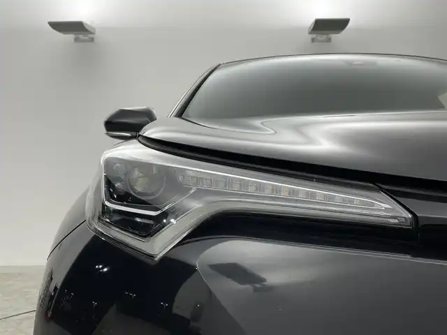 トヨタ Ｃ－ＨＲ G LEDエディション 群馬県 2018(平30)年 8.2万km ブラックマイカ 純正７インチナビ　バックカメラ　レーダークルーズコントロール　レーンキープアシスト　オートマチックハイビーム　プリクラッシュセーフティ　ブラインドスポットモニター　シートヒーター　ＥＴＣ　ＬＥＤ　禁煙
