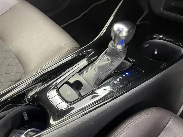 トヨタ Ｃ－ＨＲ G LEDエディション 群馬県 2018(平30)年 8.2万km ブラックマイカ 純正７インチナビ　バックカメラ　レーダークルーズコントロール　レーンキープアシスト　オートマチックハイビーム　プリクラッシュセーフティ　ブラインドスポットモニター　シートヒーター　ＥＴＣ　ＬＥＤ　禁煙