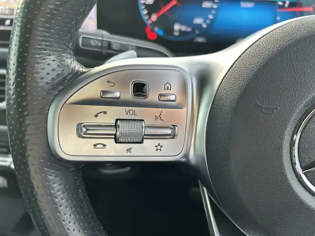 メルセデス・ベンツ ＧＬＥ３００ｄ 4MATIC AMGライン 滋賀県 2020(令2)年 5.7万km オブシディアンブラック ・サンルーフ/・アクティブステアリングアシスト/・DSR/・道路標識アシスト/・アクティブブレーキアシスト/・アクティブレーンキーピングアシスト/・アテンションアシスト/・ブラインドスポットモニター/・レーンチェンジアシスト/・インテリジェントライトシステム/・クルーズコントロール(追従式)/・黒革シート/・4席パワーシート/・4席シートヒーター/・前席エアシート/・純正HDDナビ/【Bluetooth・USB・AppleCarPlay・AndroidAuto】/・Burmesterサウンドシステム/・フルセグTV/・全方位カメラ/・ETC2.0/・ドライブレコーダー(前後録画)/・hot&coolドリンクホルダー/・パワーバックドア/・マルチLEDヘッドランプ