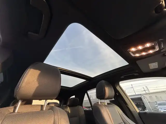 メルセデス・ベンツ ＧＬＥ３００ｄ 4MATIC AMGライン 滋賀県 2020(令2)年 5.7万km オブシディアンブラック ・サンルーフ/・アクティブステアリングアシスト/・DSR/・道路標識アシスト/・アクティブブレーキアシスト/・アクティブレーンキーピングアシスト/・アテンションアシスト/・ブラインドスポットモニター/・レーンチェンジアシスト/・インテリジェントライトシステム/・クルーズコントロール(追従式)/・黒革シート/・4席パワーシート/・4席シートヒーター/・前席エアシート/・純正HDDナビ/【Bluetooth・USB・AppleCarPlay・AndroidAuto】/・Burmesterサウンドシステム/・フルセグTV/・全方位カメラ/・ETC2.0/・ドライブレコーダー(前後録画)/・hot&coolドリンクホルダー/・パワーバックドア/・マルチLEDヘッドランプ