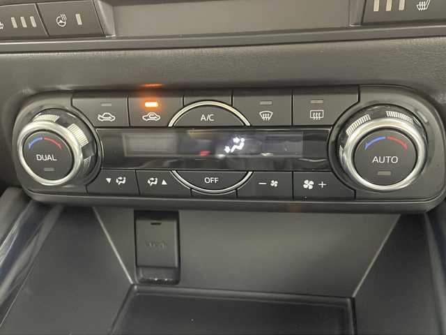 マツダ ＣＸ－５ XD Lパッケージ 茨城県 2017(平29)年 6.8万km ジェットブラックマイカ ４WD/ブラックレザーシート/純正メモリナビフルセグTV/バック・サイドカメラ/ＢＯＳＥサウンド/ドライブレコーダー/ＥＴＣ/純正19インチアルミ/コーナーセンサー/パワーシート/シートヒーター/ステアリングヒーター/電動パーキングブレーキ/オートライト/ＬＥＤヘッドライト