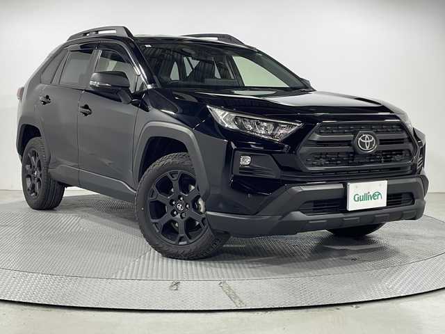 トヨタ ＲＡＶ４ アドベンチャー オフロードPKGⅡ 広島県 2023(令5)年 1.6万km アティチュードブラックマイカ 純正１０．５インチナビ/・CD/DVD再生機能/・フルセグテレビ/・Bluetooth接続/・Applecarplay/バックカメラ/デジタルインナーミラー/レーダークルーズコントロール/快適温熱シート/ハーフレザー/パワーバックドア/残後ドラレコ/前後コーナーセンサー/ブラインドスポットモニター/パワーシート