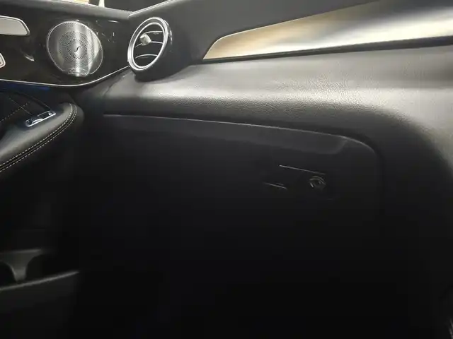 メルセデス・ベンツ ＧＬＣ２５０ 4マチックエディション1 群馬県 2016(平28)年 5.7万km ダイヤモンドホワイト 限定250台車両/ナッパレザーシート/ブルメスターサウンド/LEDライト/パワーバックドア/全方位カメラ/純正ナビ/ヘッドアップディスプレイ/純正ドラレコ/20インチAW/キーレスゴー/ETC2.0