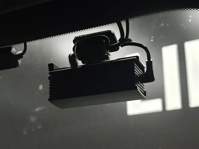 メルセデス・ベンツ ＧＬＣ２５０ 4マチックエディション1 群馬県 2016(平28)年 5.7万km ダイヤモンドホワイト 限定250台車両/ナッパレザーシート/ブルメスターサウンド/LEDライト/パワーバックドア/全方位カメラ/純正ナビ/ヘッドアップディスプレイ/純正ドラレコ/20インチAW/キーレスゴー/ETC2.0
